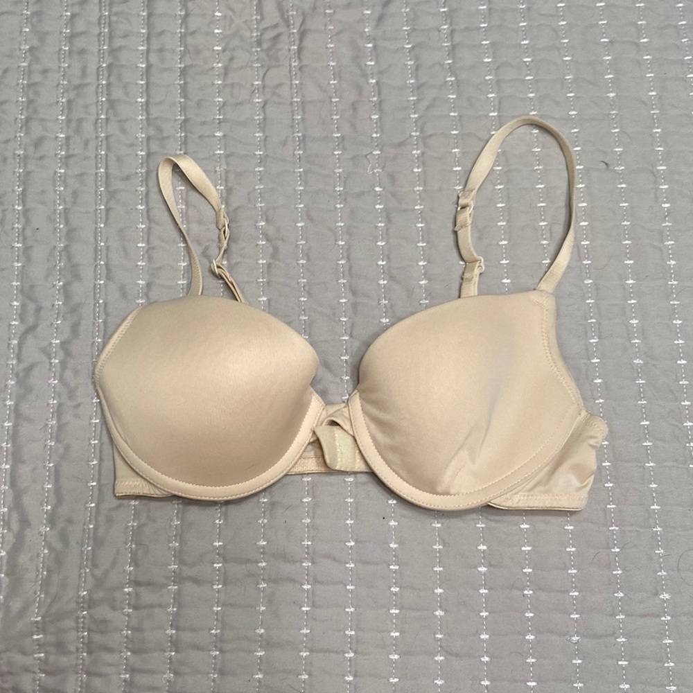 NWOT 34B underwire bra